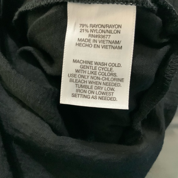 Allen B romper - Picture 2 of 2